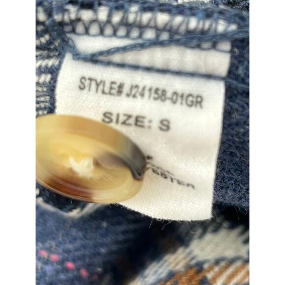 FLANNEL BLANKET JACKET Blue Plaid (Womens: Small) - Picture 11 of 11